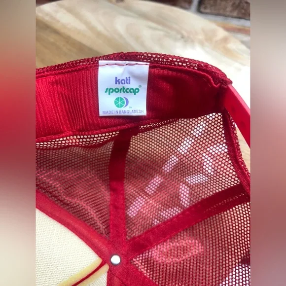 Vintage Trucker hat. SnapBack - Picture 4 of 8